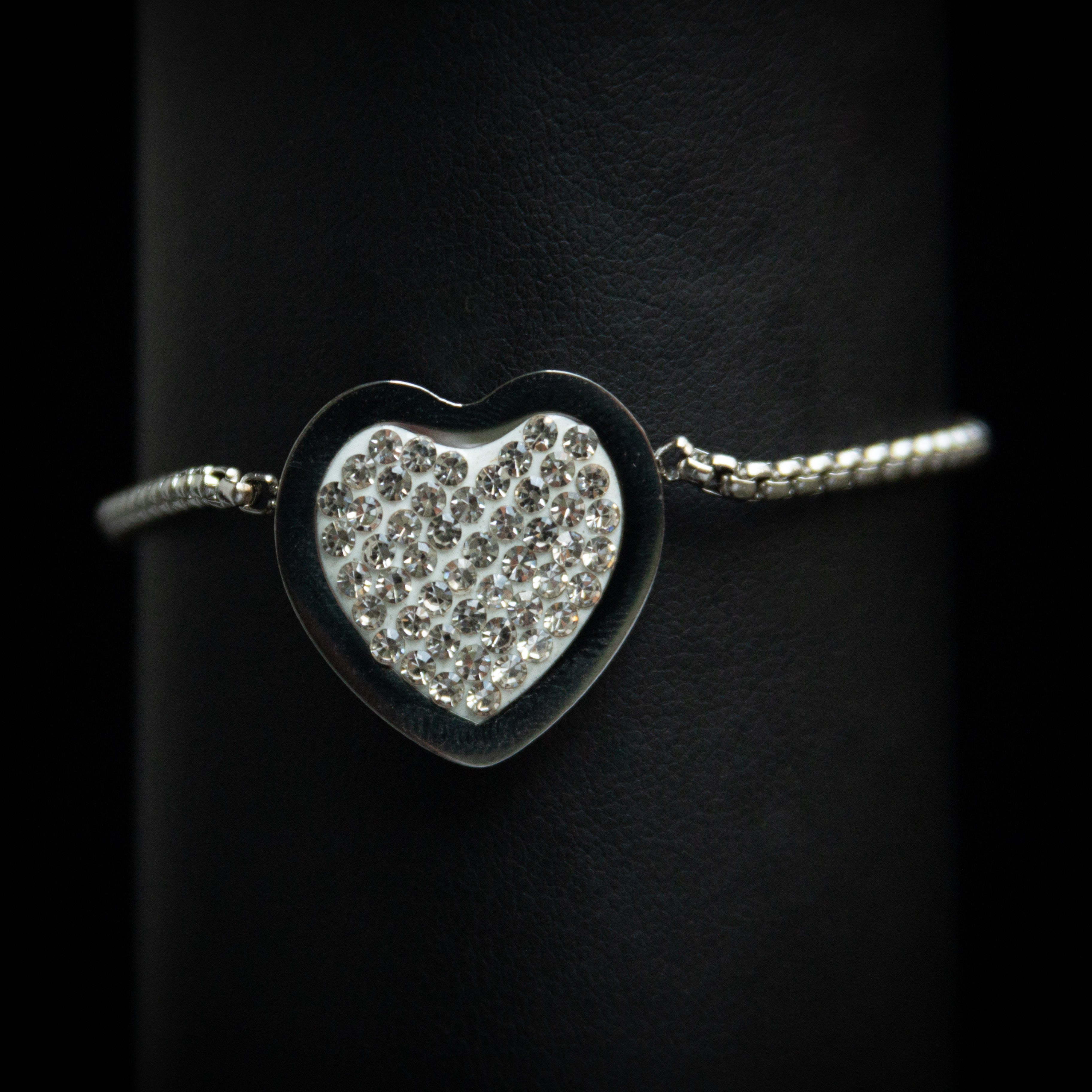 ★rosemont★ [Rosemont] Silver Black Heart Bracelet RC24B10J Heart Bracelet Silver With Clear Crystal Stones | Bico Las
